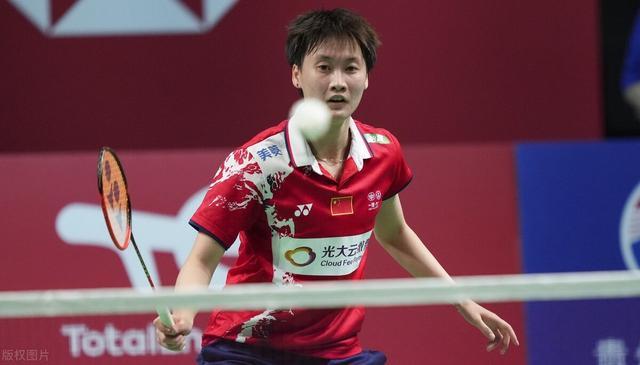 向于利用球 向于利用球